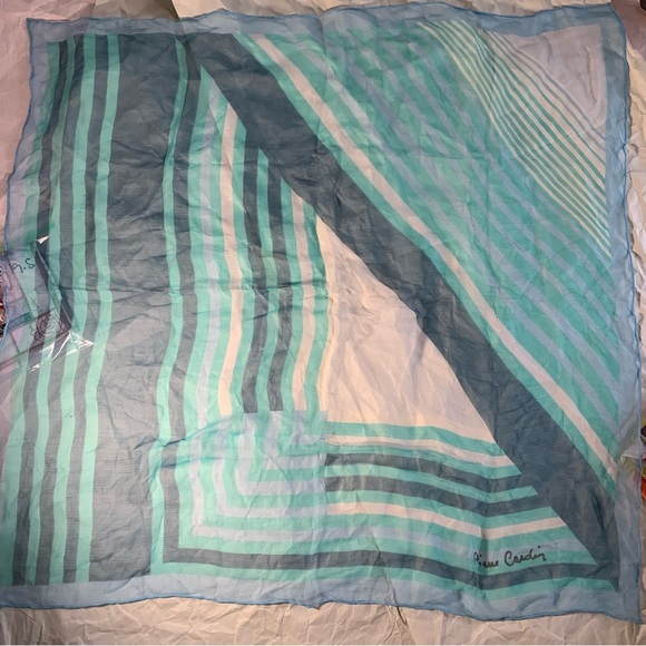 Pierre Cardin Striped Scarf - Picture 3 of 9